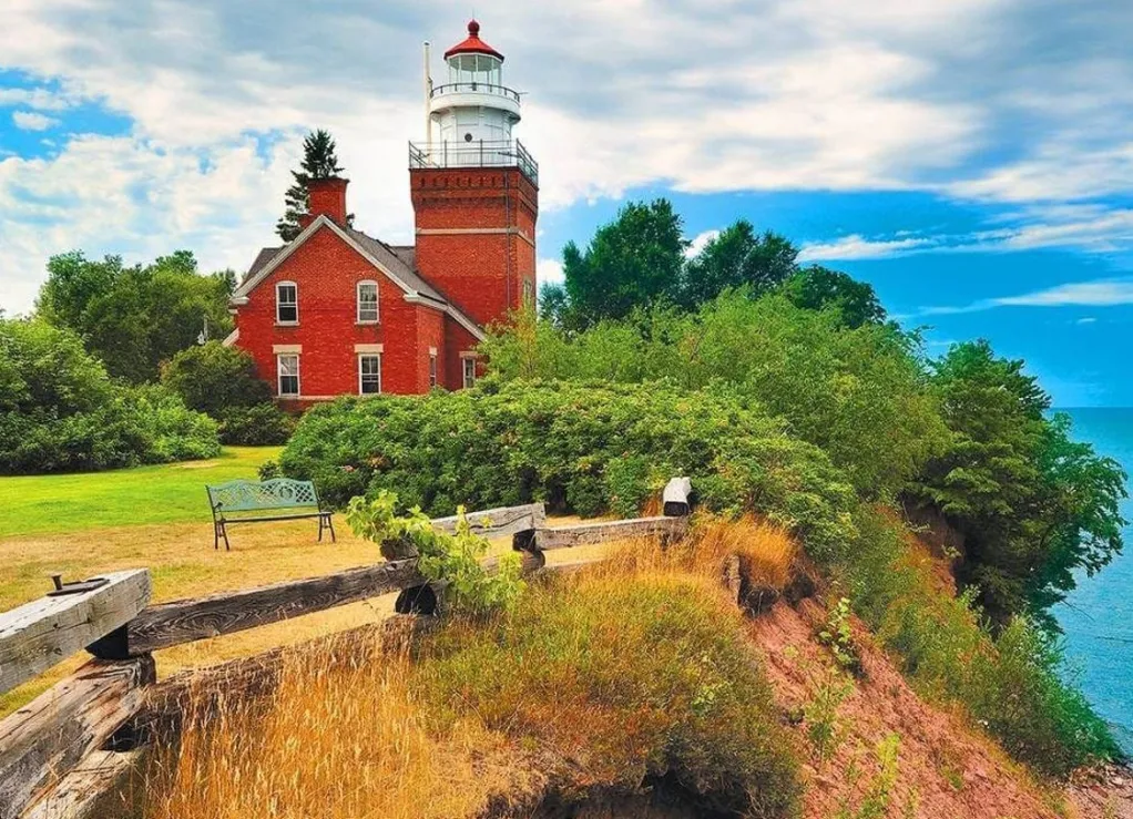 Eurographics 1000 Pieces* - Big Bay Lighthouse Michigan - 1000 Piece Jigsaw Puzzle
