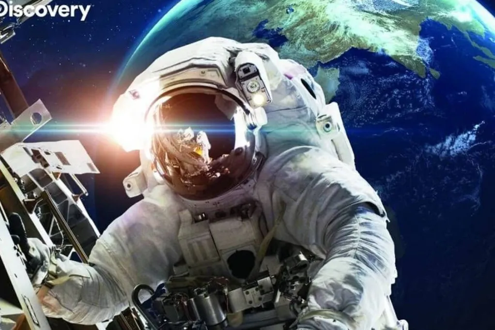 Kidicraft 300 Pieces & Under* - Discovery Astronaut 3D - 150 Piece Jigsaw Puzzle