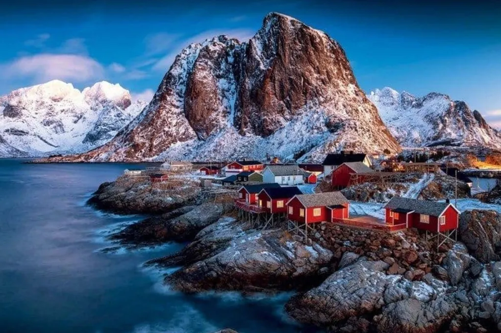 Ravensburger 3000 Pieces & Above* - Lofoten Norway - 3000 Piece Jigsaw Puzzle